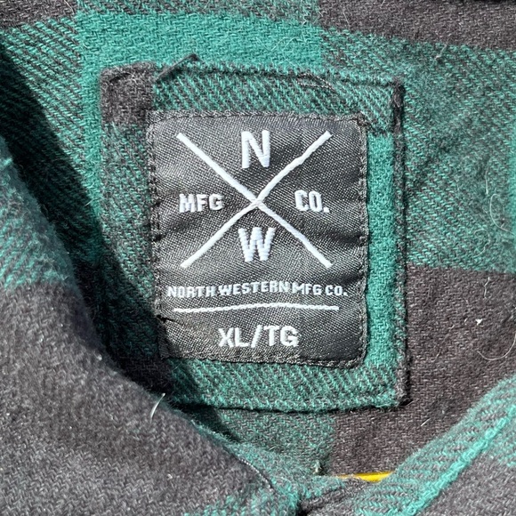 North Western Co button up flannel. Size XL - Picture 1 of 3